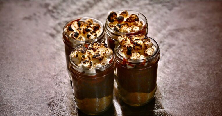 Gluten-Free Easy Mason Jar S’mores Recipe