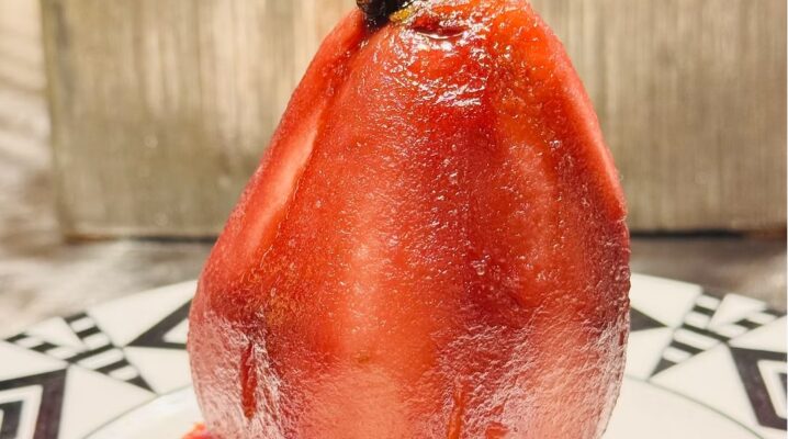 Elegant Wine-Poached Pears Recipe