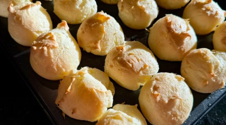Pão de Queijo (Cheese Bread)