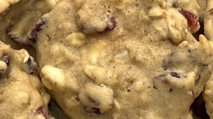 Gluten-Free Cranberry Bliss Oatmeal Cookies