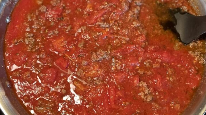 Easy Homemade Bolognese Sauce Recipe