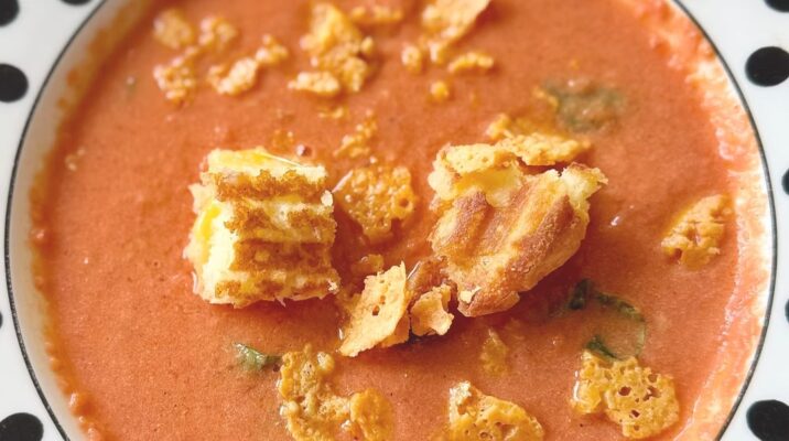 Creamy Tomato Soup with Grilled Cheese Croutons