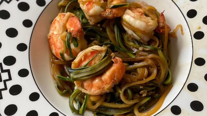 Easy Shrimp Garlic Zucchini Noodles (Zoodles)