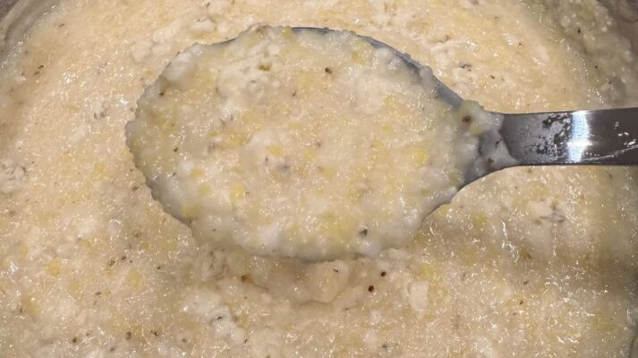 Creamy Blue Cheese Grits Recipe